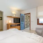 Villa Blueros Luxury - Syros Private Pool Gem *