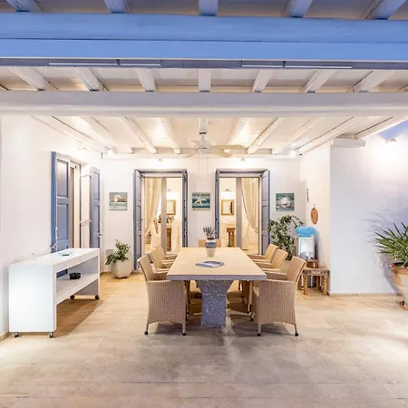 Blueros - Private 8-bedroom Estate With 100m Infinity Pool & Helipad, Syros