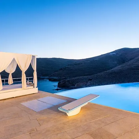 Βίλα Blueros - Private 8-bedroom Estate With 100m Infinity Pool & Helipad, Syros Μέγας Γιαλός-Νίτες