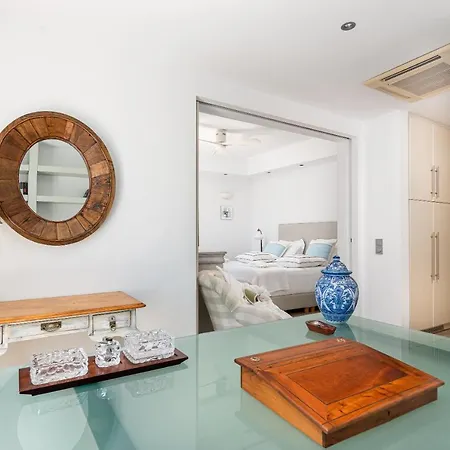 Βίλα Blueros - Private 8-bedroom Estate With 100m Infinity Pool & Helipad, Syros *