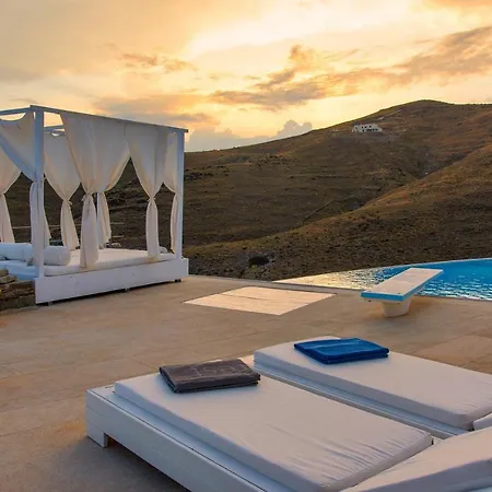 Blueros - Private 8-bedroom Estate With 100m Infinity Pool & Helipad, Syros Βίλα *