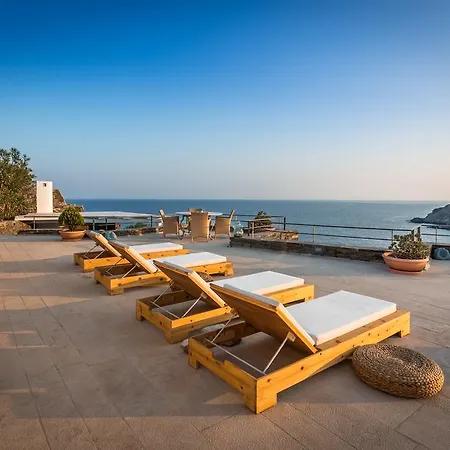 Βίλα Blueros - Private 8-bedroom Estate With 100m Infinity Pool & Helipad, Syros