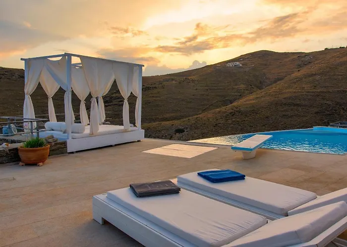 Blueros Luxury - Syros Private Pool Gem Villa *