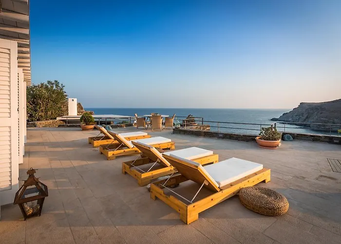 Villa Blueros Luxury - Syros Private Pool Gem