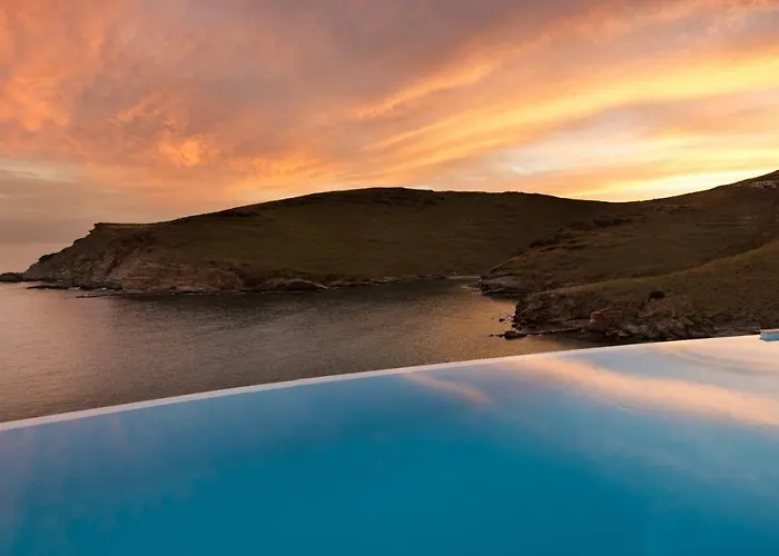 Blueros Luxury - Syros Private Pool Gem *