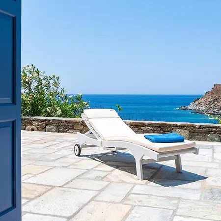 Villa Blueros - Private 8-bedroom Estate With 100m Infinity Pool & Helipad, Syros *
