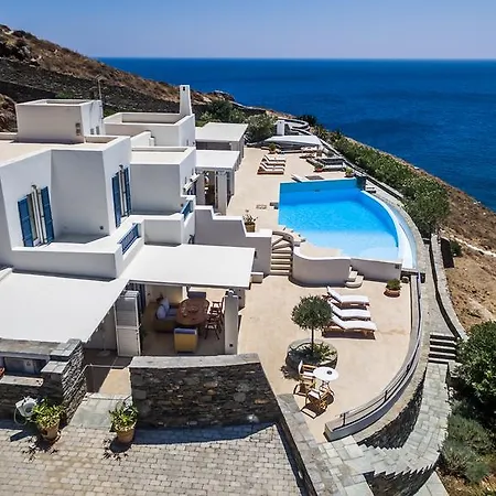 Blueros - Private 8-bedroom Estate With 100m Infinity Pool & Helipad, Syros Mégas Yialós-Nítes